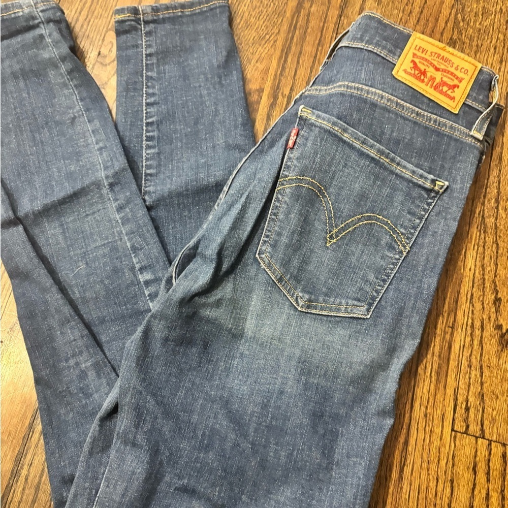 Levi's Classic mile high super Skinny Jeans for Women